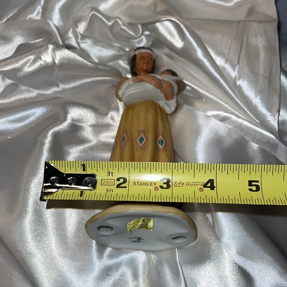 Home Interiors 1447 Vintage Native American Woman w/Baby Excellent Cond! - Picture 9 of 9